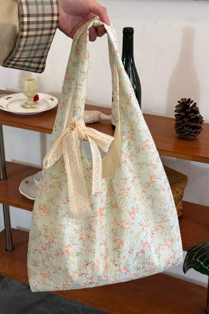 Korean-Style Floral Canvas Tote Bag for Women, 2025 Large-Capacity Commuting Shoulder Bag