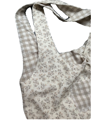 Korean-Style Floral Mesh Vest Tote Bag - Large Capacity Commuter Shoulder Bag for Students, Artistic Design, Fairy Aesthetic