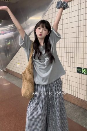 Korean-Style Gray Short Sleeve T-Shirt with Lace Spliced Unique Shoulders - Trendy Summer 2025 Women's Internet Celebrity Top