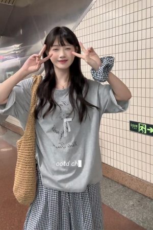 Korean-Style Gray Short Sleeve T-Shirt with Lace Spliced Unique Shoulders - Trendy Summer 2025 Women's Internet Celebrity Top