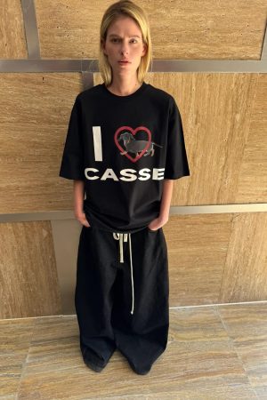 Korean Style Heart-Shaped Sausage Dog Cartoon Print Casual Loose Cotton Short Sleeve T-Shirt Top for Everyday Wear