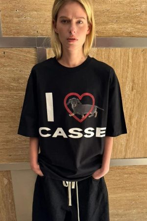 Korean Style Heart-Shaped Sausage Dog Cartoon Print Casual Loose Cotton Short Sleeve T-Shirt Top for Everyday Wear