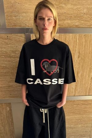 Korean Style Heart-Shaped Sausage Dog Cartoon Print Casual Loose Cotton Short Sleeve T-Shirt Top for Everyday Wear