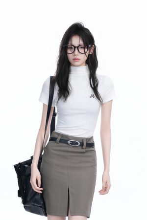 Korean-Style High-Neck Embroidered Short Sleeve T-Shirt for Women â€“ Trendy Fitted Top for Spicy Y2K Fashion Lovers