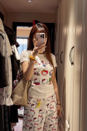 Korean Style Kitty Paradise Printed Short Sleeve Top - Fitted Slim Pure Cotton High-Stretch Sweet Girl Tee