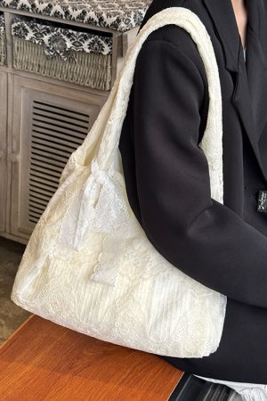 Korean-Style Lace Flower Canvas Tote Bag for Women, 2025 Large Capacity Shoulder Bag for Commuting and Everyday Use