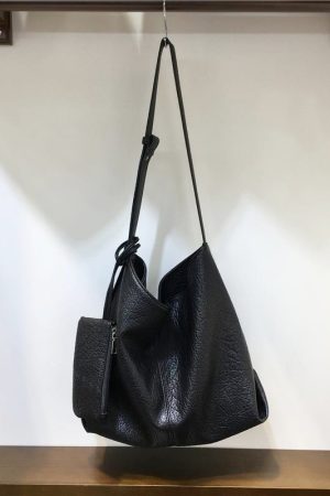 Korean Style Large Capacity Casual Soft Leather Tote Bag for Spring Summer - Versatile Commuter Shoulder Crossbody Bag