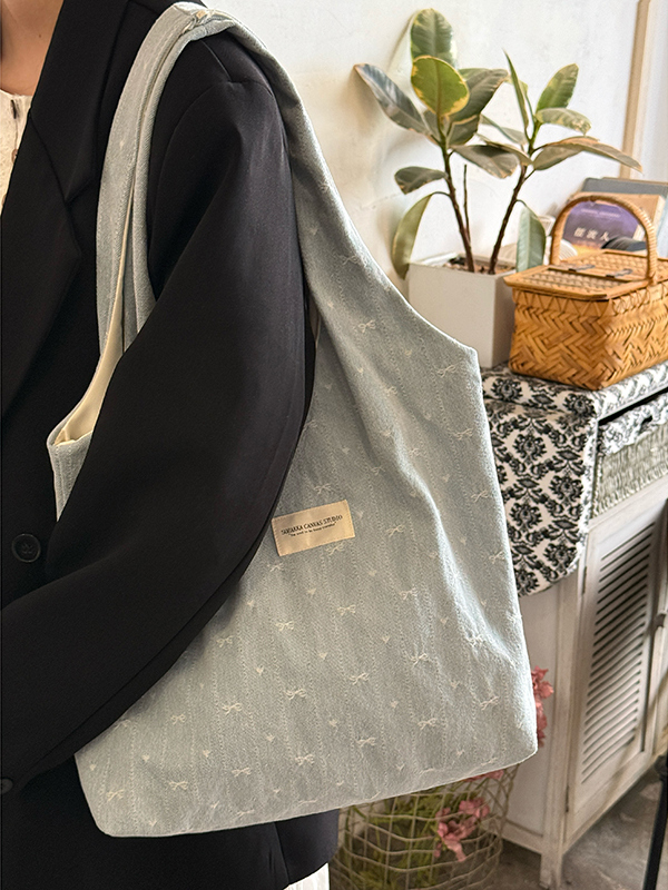 Korean Style Large Capacity Denim Canvas Tote Bag with Embroidery - Perfect Commuting Shoulder Bag for Students Korean Style Large Capacity Denim Canvas Tote Bag with Embroidery - Perfect Commuting Shoulder Bag for Students