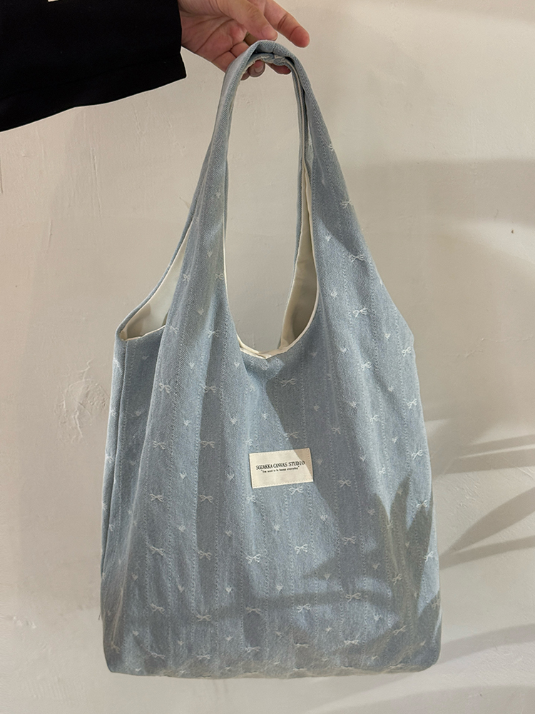 Korean Style Large Capacity Denim Canvas Tote Bag with Embroidery - Perfect Commuting Shoulder Bag for Students Korean Style Large Capacity Denim Canvas Tote Bag with Embroidery - Perfect Commuting Shoulder Bag for Students