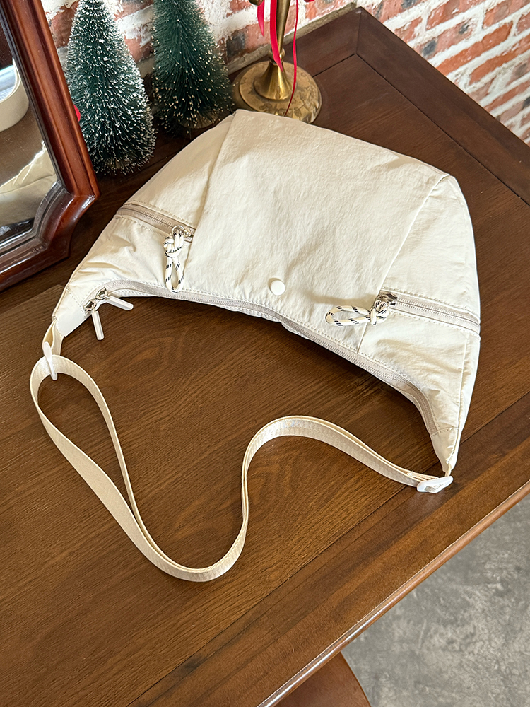 Korean Style Large-Capacity Nylon Tote Bag for Women - 2025 High-End Shoulder Crossbody Bag Korean Style Large-Capacity Nylon Tote Bag for Women - 2025 High-End Shoulder Crossbody Bag