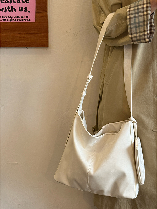 Korean-Style Large-Capacity Tote Bag 2025 - High-End Commuting Crossbody, Versatile Mother-and-Child Bag for Everyday Use Korean-Style Large-Capacity Tote Bag 2025 - High-End Commuting Crossbody, Versatile Mother-and-Child Bag for Everyday Use