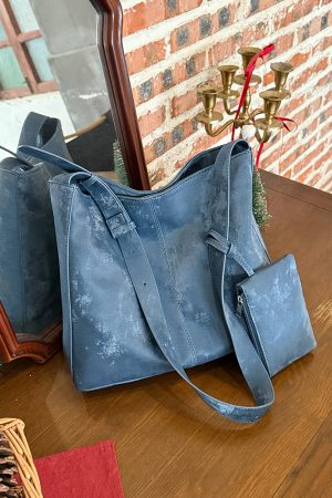 Korean-Style Large-Capacity Tote Bag 2025 - High-End Commuting Crossbody, Versatile Mother-and-Child Bag for Everyday Use