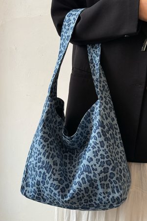 Korean-Style Leopard Print Canvas Tote Bag - Large Capacity Versatile Shoulder Bag for Commuting and Daily Use