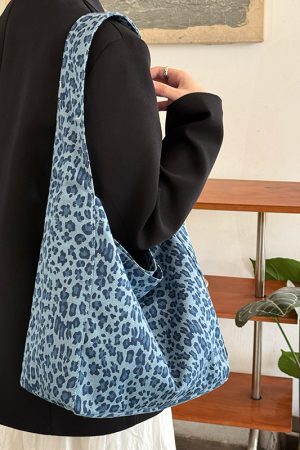 Korean-Style Leopard Print Canvas Tote Bag - Large Capacity Versatile Shoulder Bag for Commuting and Daily Use