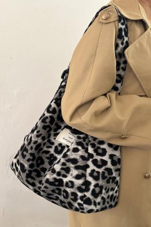 Korean-Style Leopard Print Wool Tote Bag for Women | Large Capacity Mother-Daughter Shoulder Crossbody Bag