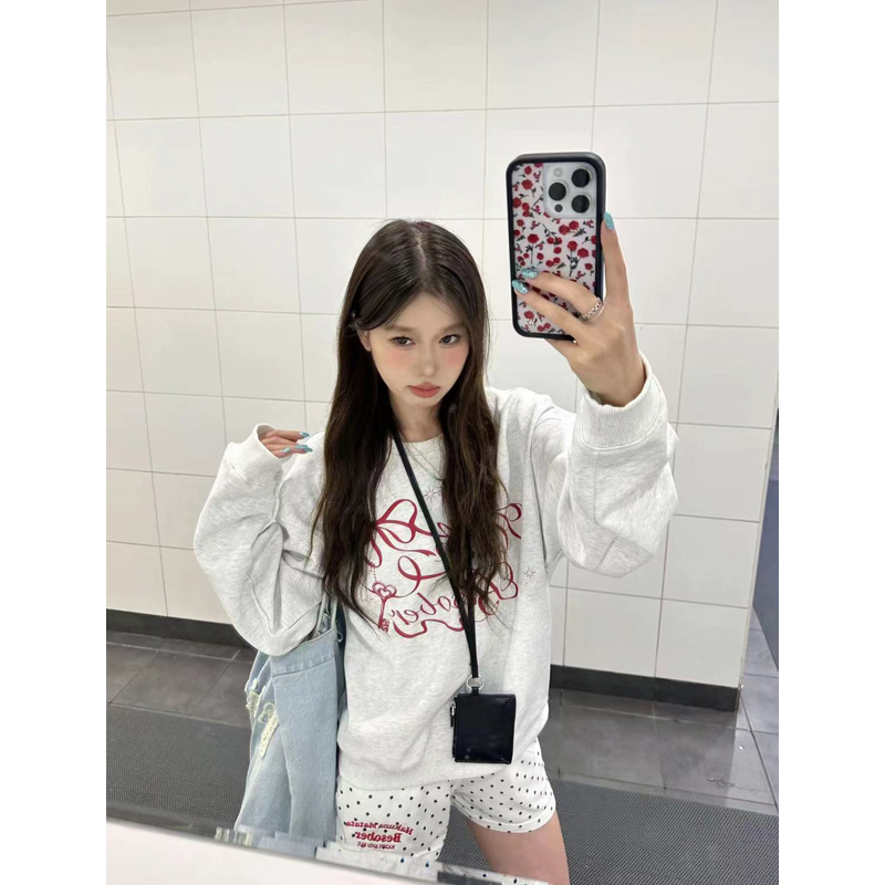 Korean-Style Mini Coin Purse 2025 - Versatile Red Square Neck-Hanging Card Holder Bag with Niche Design Korean-Style Mini Coin Purse 2025 - Versatile Red Square Neck-Hanging Card Holder Bag with Niche Design