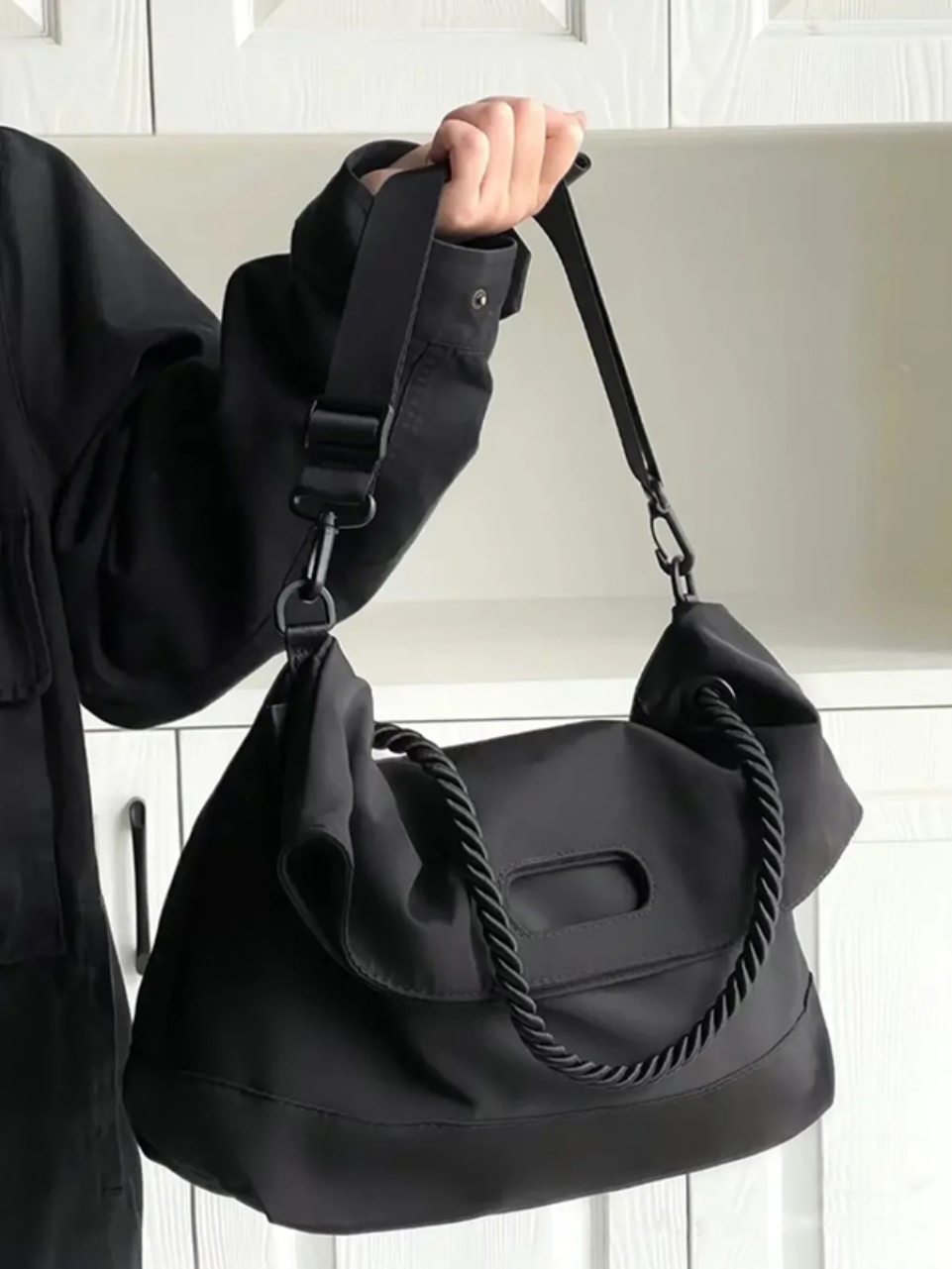 Korean Style Nylon Shoulder Bag for Women, Versatile Large Capacity Tote for Commuting, Classes, and Everyday Use Korean Style Nylon Shoulder Bag for Women, Versatile Large Capacity Tote for Commuting, Classes, and Everyday Use