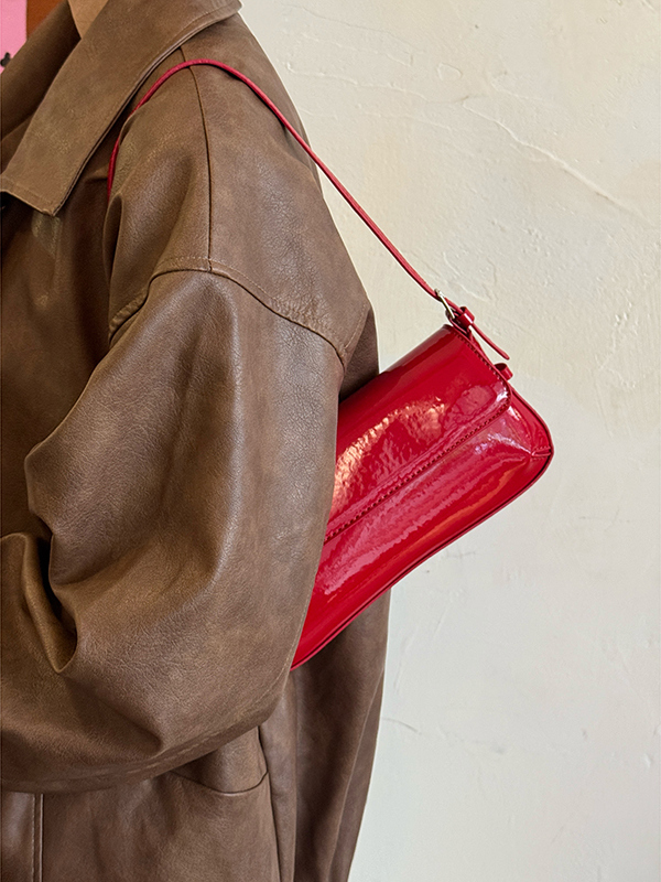 Korean Style Patent Leather Baguette Bag 2025 - Simple Underarm Shoulder Handbag for Commuting, Chic High-End Fashion Accessory Korean Style Patent Leather Baguette Bag 2025 - Simple Underarm Shoulder Handbag for Commuting, Chic High-End Fashion Accessory