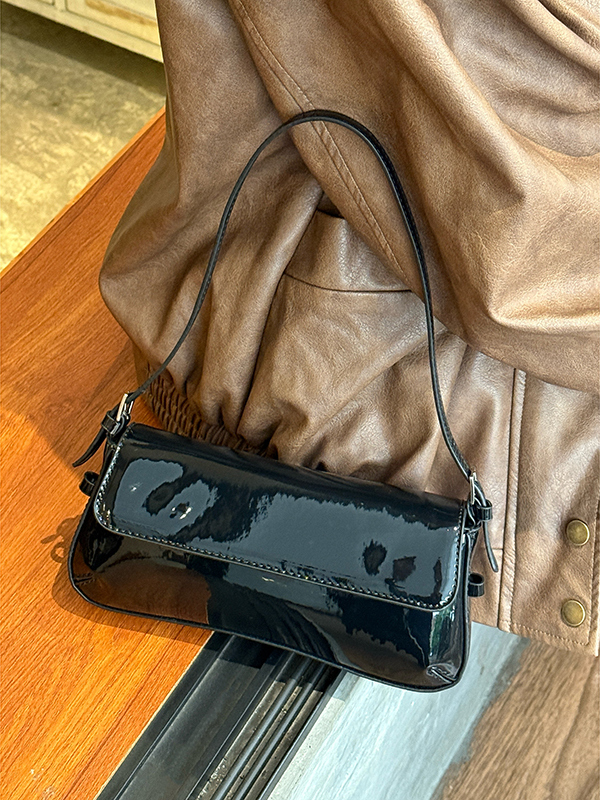 Korean Style Patent Leather Baguette Bag 2025 - Simple Underarm Shoulder Handbag for Commuting, Chic High-End Fashion Accessory Korean Style Patent Leather Baguette Bag 2025 - Simple Underarm Shoulder Handbag for Commuting, Chic High-End Fashion Accessory