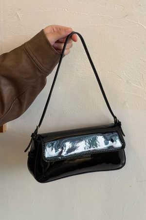 Korean Style Patent Leather Baguette Bag 2025 - Simple Underarm Shoulder Handbag for Commuting, Chic High-End Fashion Accessory