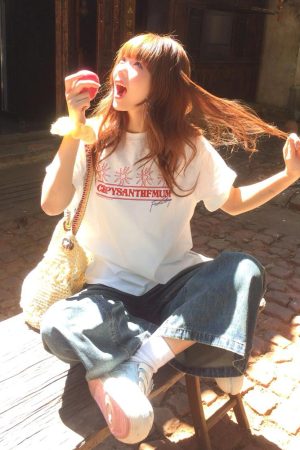 Korean-Style Retro Heavyweight T-Shirt for Women, Summer Sunflower Print, White Round Neck Short Sleeve, Loose Fit Top