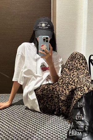 Korean Style Retro Rose Print Casual Loose Cotton Short Sleeve T-Shirt for Summer