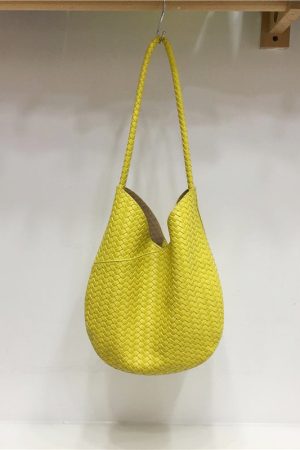 Korean Style Retro Woven Texture Handbag - Soft Leather Fashionable High-Quality Shoulder Tote Bag