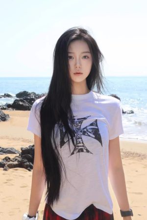 Korean Style Short Sleeve Slim-Fit Top with Crusader Print - Bamboo Cotton, Slightly Sheer, Trendy Y2K Aesthetic for Stylish Girls