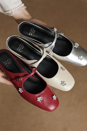 Korean Style Slim Fit Buckle Sandals for Women - Sweet Fashion Half Slippers for Outdoor Comfort on Casual Dates