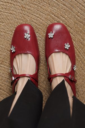 Korean Style Slim Fit Buckle Sandals for Women - Sweet Fashion Half Slippers for Outdoor Comfort on Casual Dates