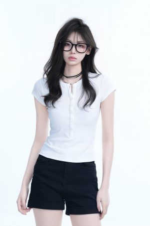 Korean Style Slim Fit Short Sleeve T-Shirt for Women with Half-Open Collar, Casual Mountain-Themed Base Shirt, Trendy Ins Fashion