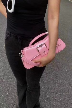 Korean Style Vintage Metal Chain Shoulder Handbag - Sweet Cool Spicy Girl Baguette Bag for Modern Fashion