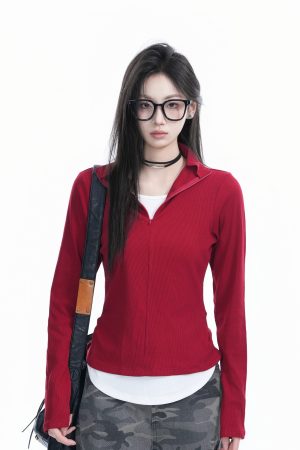 Korean Style Zipper Knitted Long Sleeve T-Shirt - Slim Fit Fake Two-Piece Design with Flattering Base for Spring Fashion
