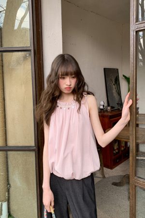 Lace Flower Bud Neck Hanging Vest for Women - Stylish Summer 2025 Top, Age-Reducing Design, Perfect for Y2K and Korean Style