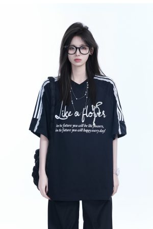 Lace Splicing Pearl Bow Short Sleeve T-Shirt for Women, Loose Half Sleeve Top, Elegant 90s-Inspired Fashion