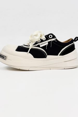 Lace-Up Canvas Shoes for Men and Women, Thick-Soled Height-Increasing Retro Sneakers, Niche National Trend Black Couple Shoes