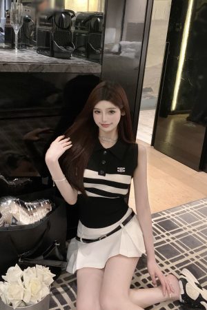 Lapel Ice Silk Knitted Polo Shirt for Women - Elegant Summer Vest Top in Small Fragrant Wind - College Style Fashion