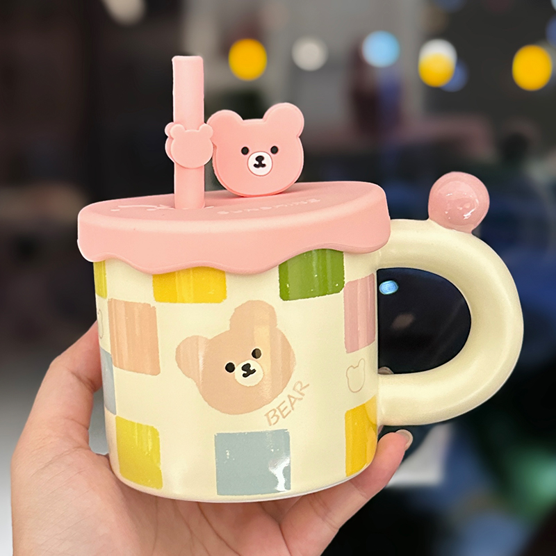 Large Capacity Ceramic Mug with Lid and Straw - Cute Summer Drinkware for Water, Coffee, and Iced Beverages Large Capacity Ceramic Mug with Lid and Straw - Cute Summer Drinkware for Water, Coffee, and Iced Beverages