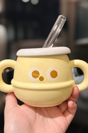 Large Capacity Ceramic Mug with Lid and Straw - Cute Summer Drinkware for Water, Coffee, and Iced Beverages