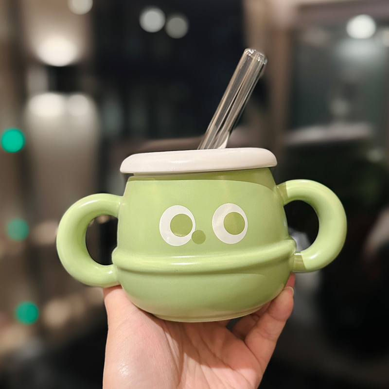 Large Capacity Ceramic Mug with Lid and Straw - Cute Summer Drinkware for Water, Coffee, and Iced Beverages Large Capacity Ceramic Mug with Lid and Straw - Cute Summer Drinkware for Water, Coffee, and Iced Beverages