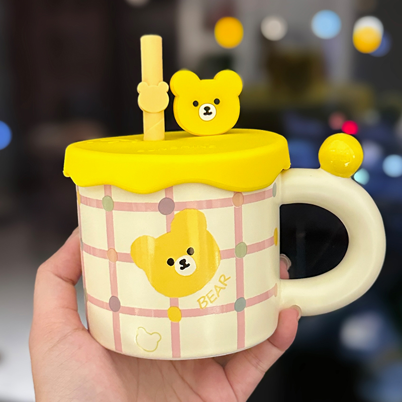Large Capacity Ceramic Mug with Lid and Straw - Cute Summer Drinkware for Water, Coffee, and Iced Beverages Large Capacity Ceramic Mug with Lid and Straw - Cute Summer Drinkware for Water, Coffee, and Iced Beverages
