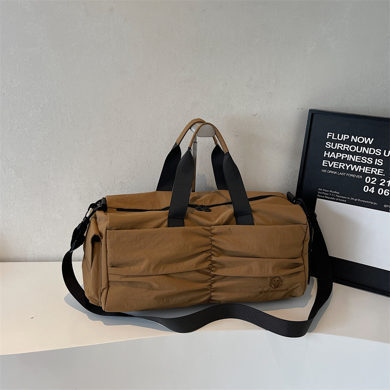 Large Capacity Crossbody Sports Fitness Bag with Dry Wet Separation - Travel Tote for Outdoor Luggage Storage Large Capacity Crossbody Sports Fitness Bag with Dry Wet Separation - Travel Tote for Outdoor Luggage Storage