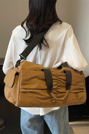 Large Capacity Crossbody Sports Fitness Bag with Dry Wet Separation - Travel Tote for Outdoor Luggage Storage