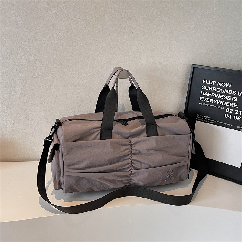 Large Capacity Crossbody Sports Fitness Bag with Dry Wet Separation - Travel Tote for Outdoor Luggage Storage Large Capacity Crossbody Sports Fitness Bag with Dry Wet Separation - Travel Tote for Outdoor Luggage Storage