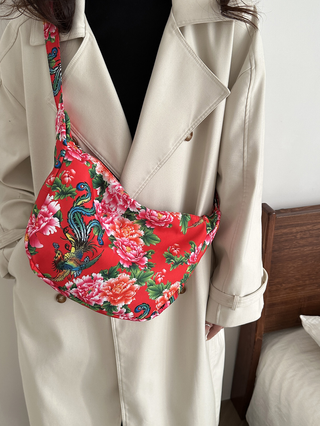 Large Capacity Floral Canvas Shoulder Bag for Women - Versatile Crossbody Dumpling Bag, 2025 Summer Style Large Capacity Floral Canvas Shoulder Bag for Women - Versatile Crossbody Dumpling Bag, 2025 Summer Style