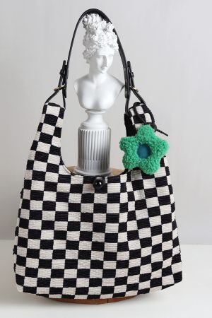Large Capacity Flower Checkerboard Tote Bag for Women - Versatile Shoulder Bag for Class, Commuting, and Spring Outings