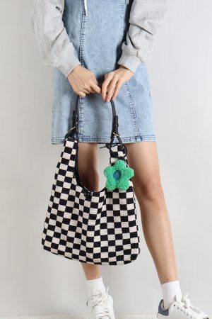 Large Capacity Flower Checkerboard Tote Bag for Women - Versatile Shoulder Bag for Class, Commuting, and Spring Outings