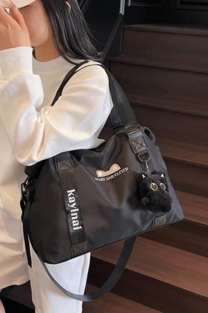 Large Capacity Handheld and Crossbody Luggage Bag with Wet-Dry Separation for Sports, Fitness, Travel, and Maternity - Versatile and Fashionable