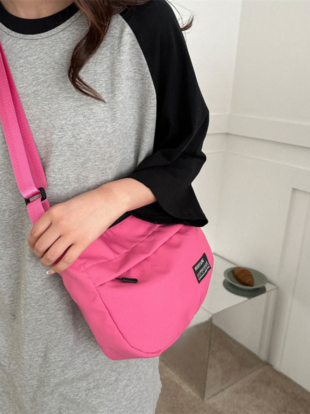 Large Capacity Harajuku Retro Casual Canvas Bag - Waterproof Dumpling Crossbody Bag for College Students and Women Large Capacity Harajuku Retro Casual Canvas Bag - Waterproof Dumpling Crossbody Bag for College Students and Women