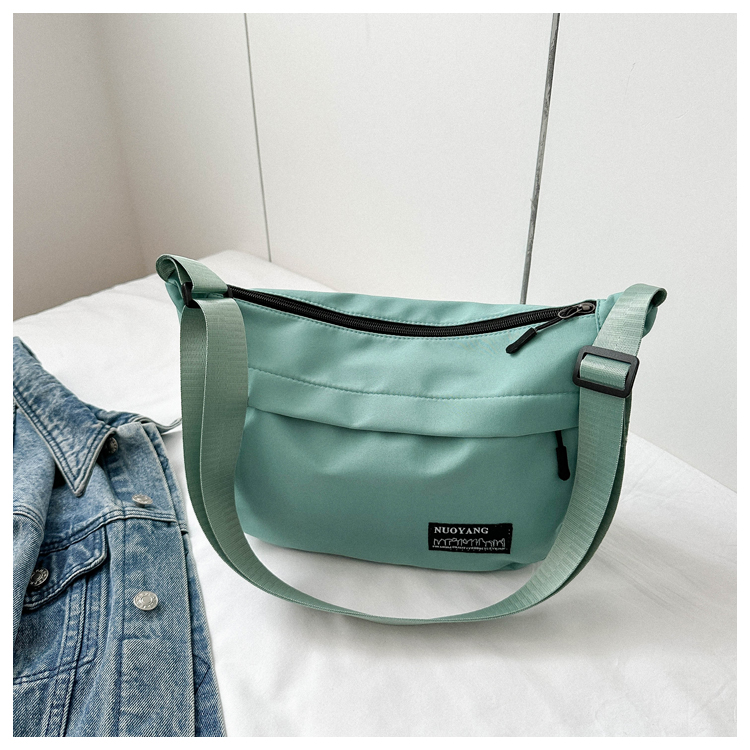 Large Capacity Harajuku Retro Casual Canvas Bag - Waterproof Dumpling Crossbody Bag for College Students and Women Large Capacity Harajuku Retro Casual Canvas Bag - Waterproof Dumpling Crossbody Bag for College Students and Women